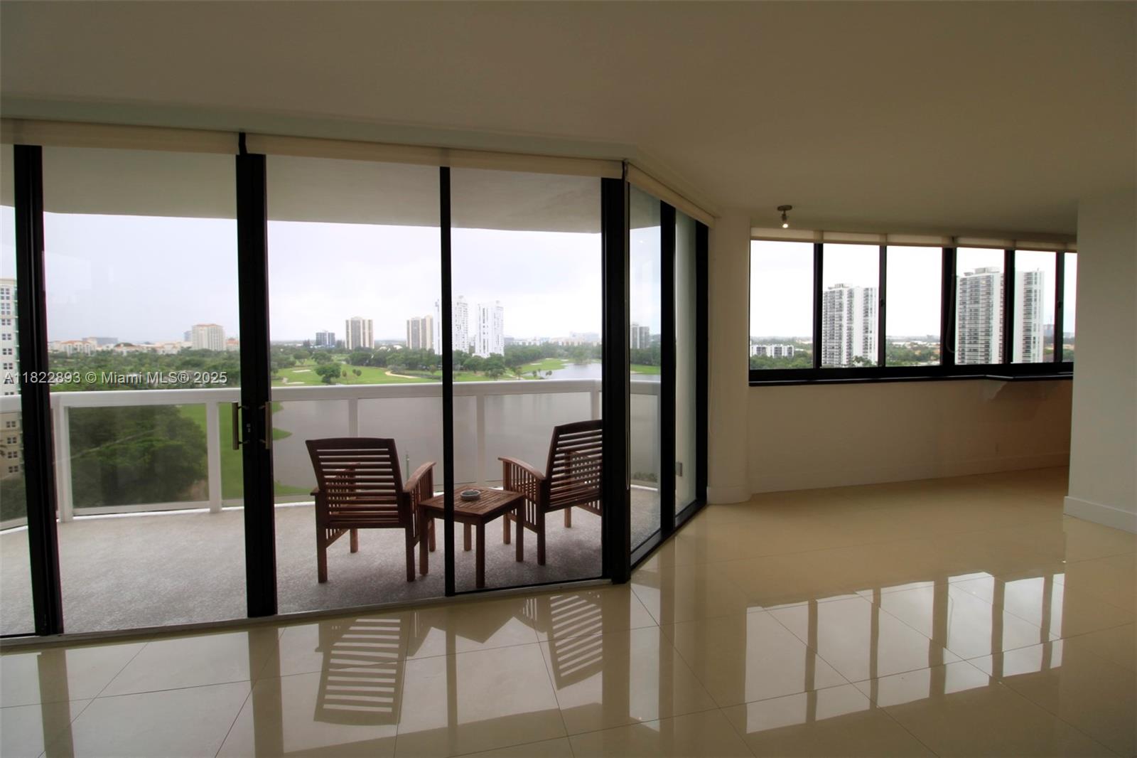Photo of 20185 Country Club Dr  #1105, Aventura, Florida, 33180 - 