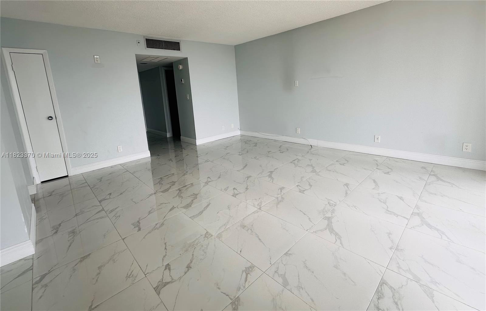 Photo of 20335 Country Club Dr #2601, Aventura, Florida, 33180 -