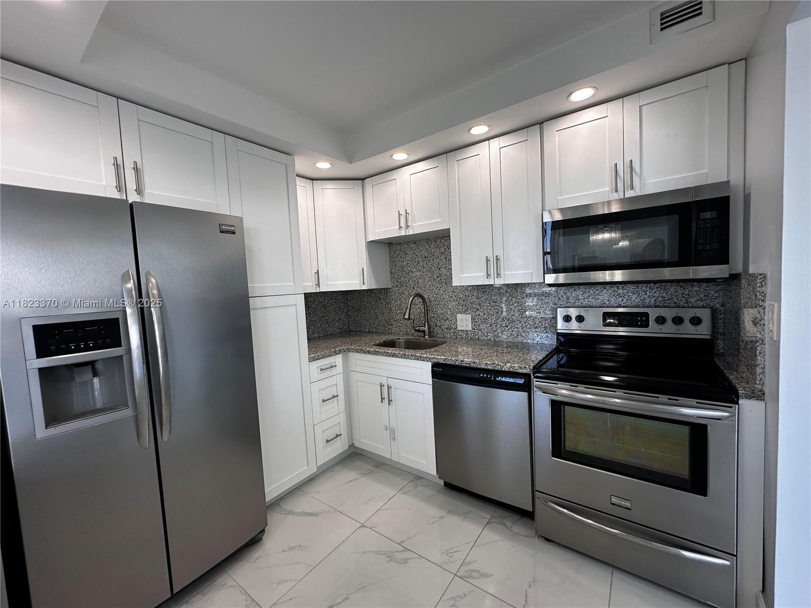 Photo of 20335 Country Club Dr #2601, Aventura, Florida, 33180 -