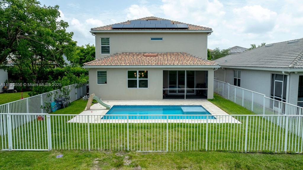 See details 1595 5 / 4 2501 sq. ft. $ 2025-06-17 0 Photo