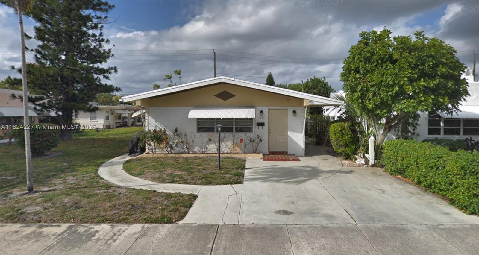 See details / 2963 sq. ft. $ 2025-06-17 0 Photo