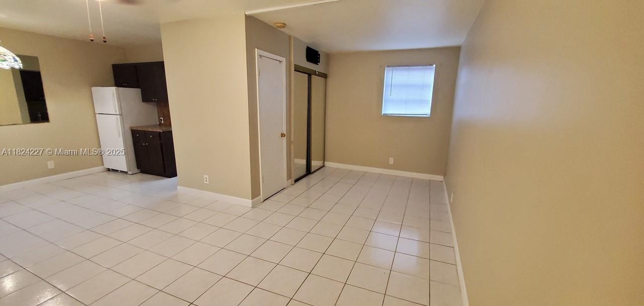 See details / 2963 sq. ft. $ 2025-06-17 0 Photo