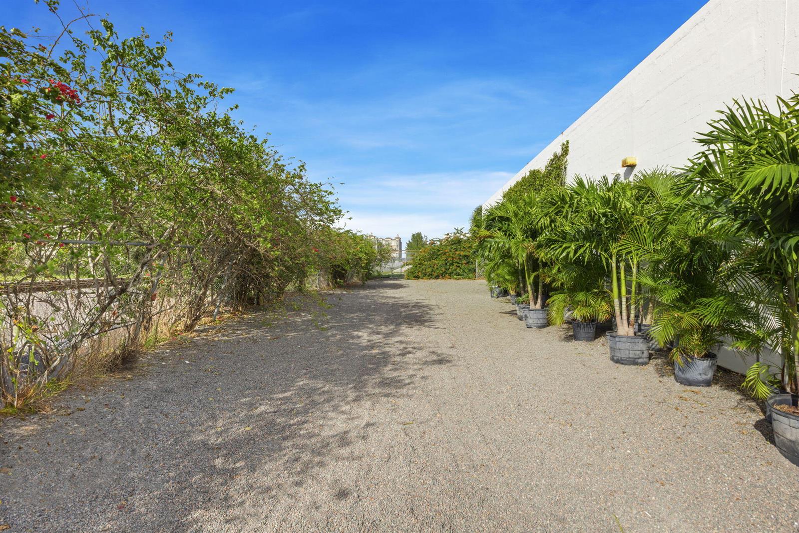 Ver detalles / 3 sq. ft. $ 2026-06-17 0 foto