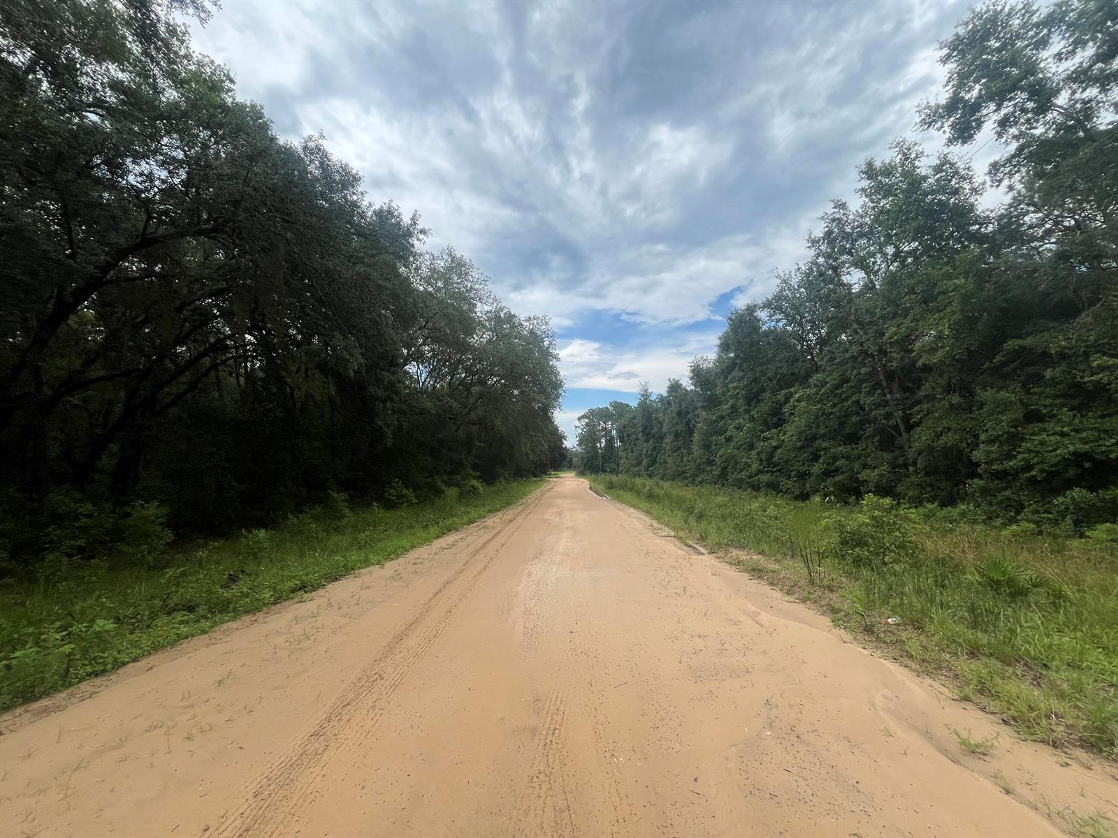   / 0  sq. ft. $ 2025-11-18 0 Photo