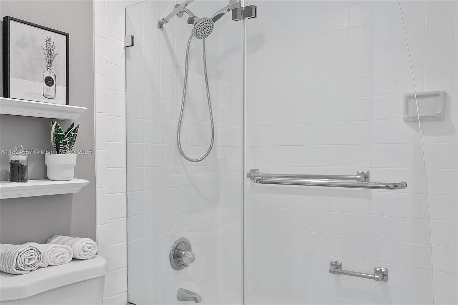 Photo of 20301 Country Club Dr  #728, Aventura, Florida, 33180 - 