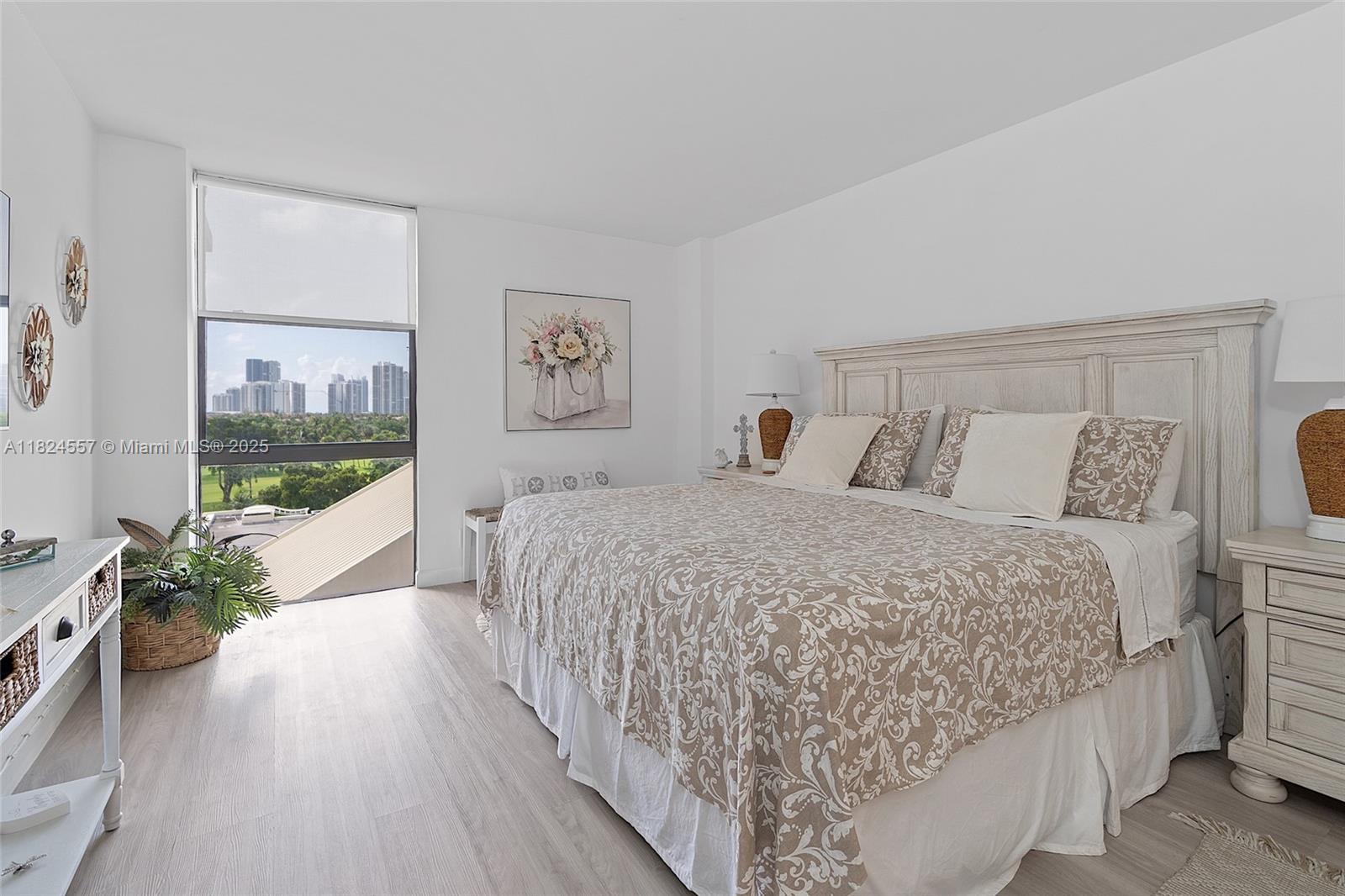 Photo of 20301 Country Club Dr  #728, Aventura, Florida, 33180 - 