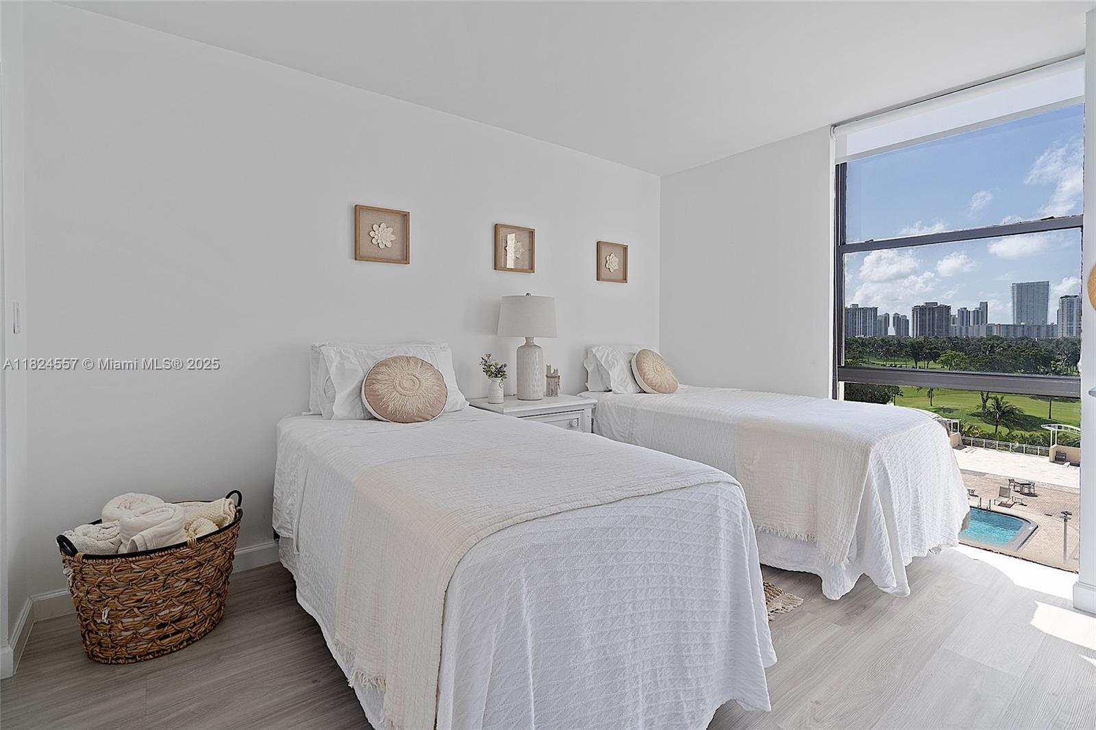 Photo of 20301 Country Club Dr  #728, Aventura, Florida, 33180 - 