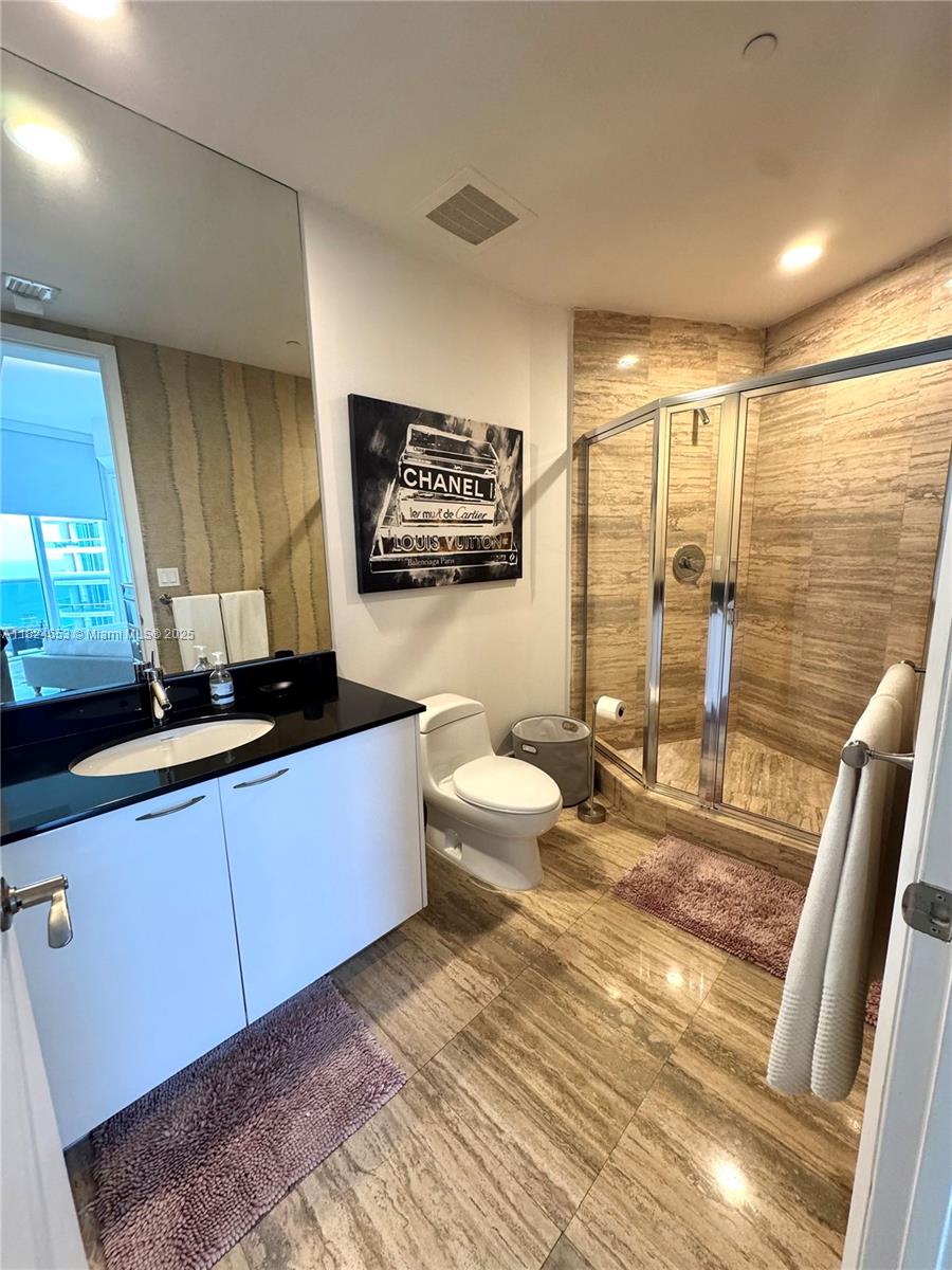 2403 2 / 3 1962 sq. ft. $ 2025-06-18 0 Photo