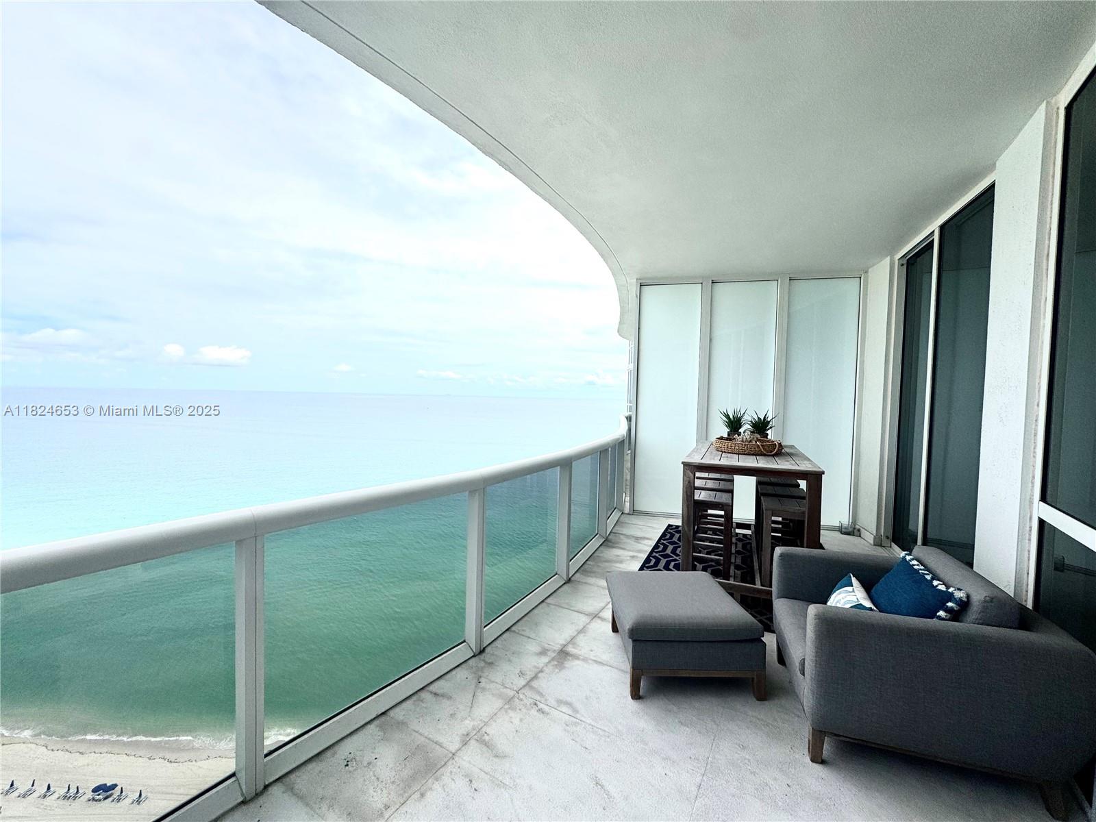 2403 2 / 3 1962 sq. ft. $ 2025-06-18 0 Photo