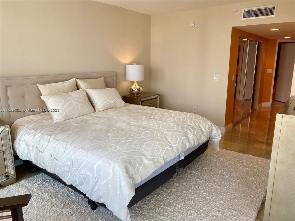 Photo of 16500 Collins  #2052, Sunny Isles Beach, Florida, 33160 - Photo 18