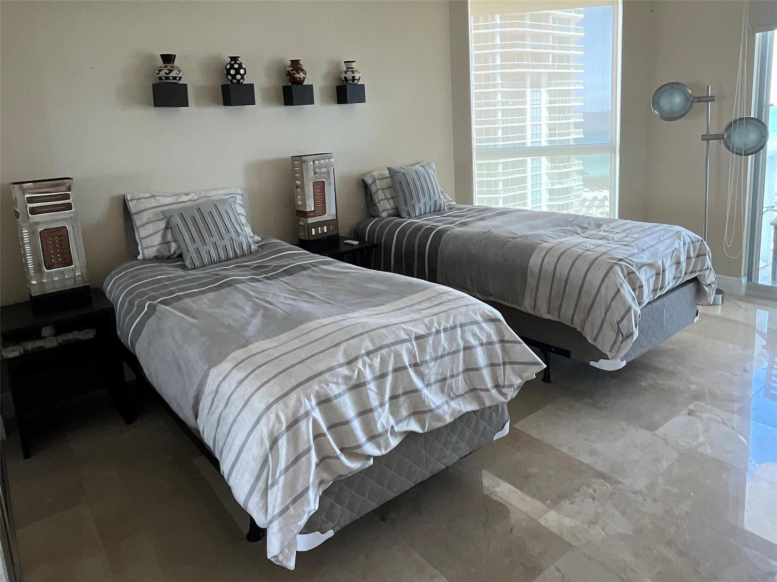 Photo of 16500 Collins  #2052, Sunny Isles Beach, Florida, 33160 - Photo 28