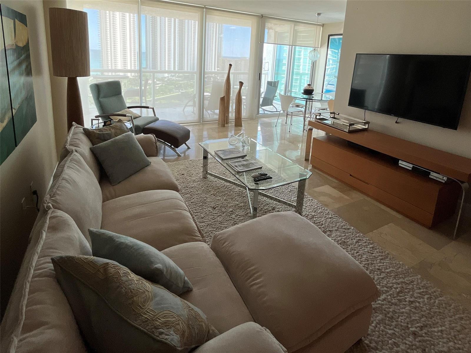 Photo of 16500 Collins  #2052, Sunny Isles Beach, Florida, 33160 - Photo 7