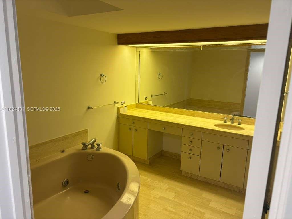 Photo of 19355 Turnberry Way #19D, Aventura, Florida, 33180 -