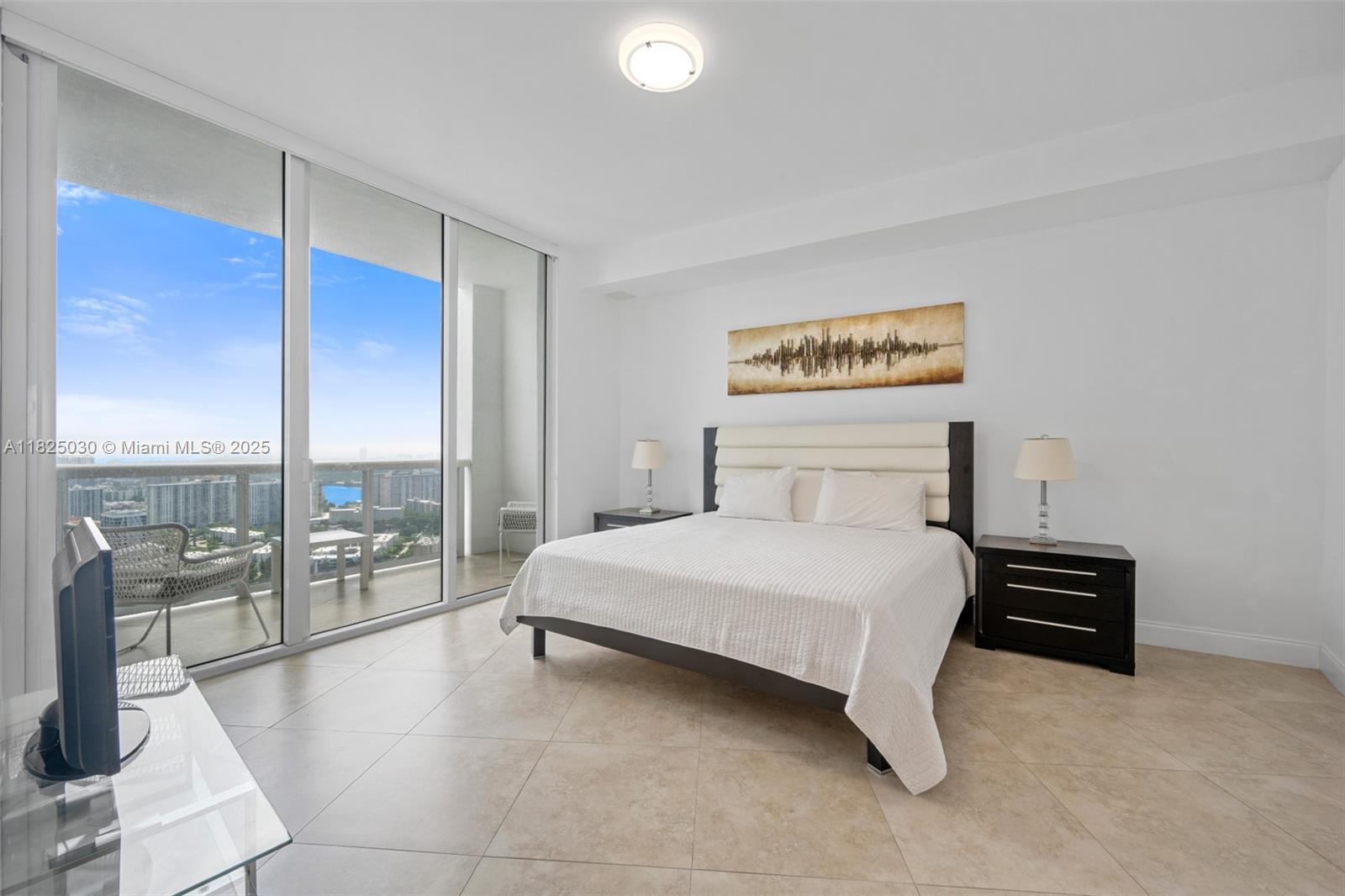 See details 4705 2 / 2 1577 sq. ft. $ 2025-06-18 0 Photo