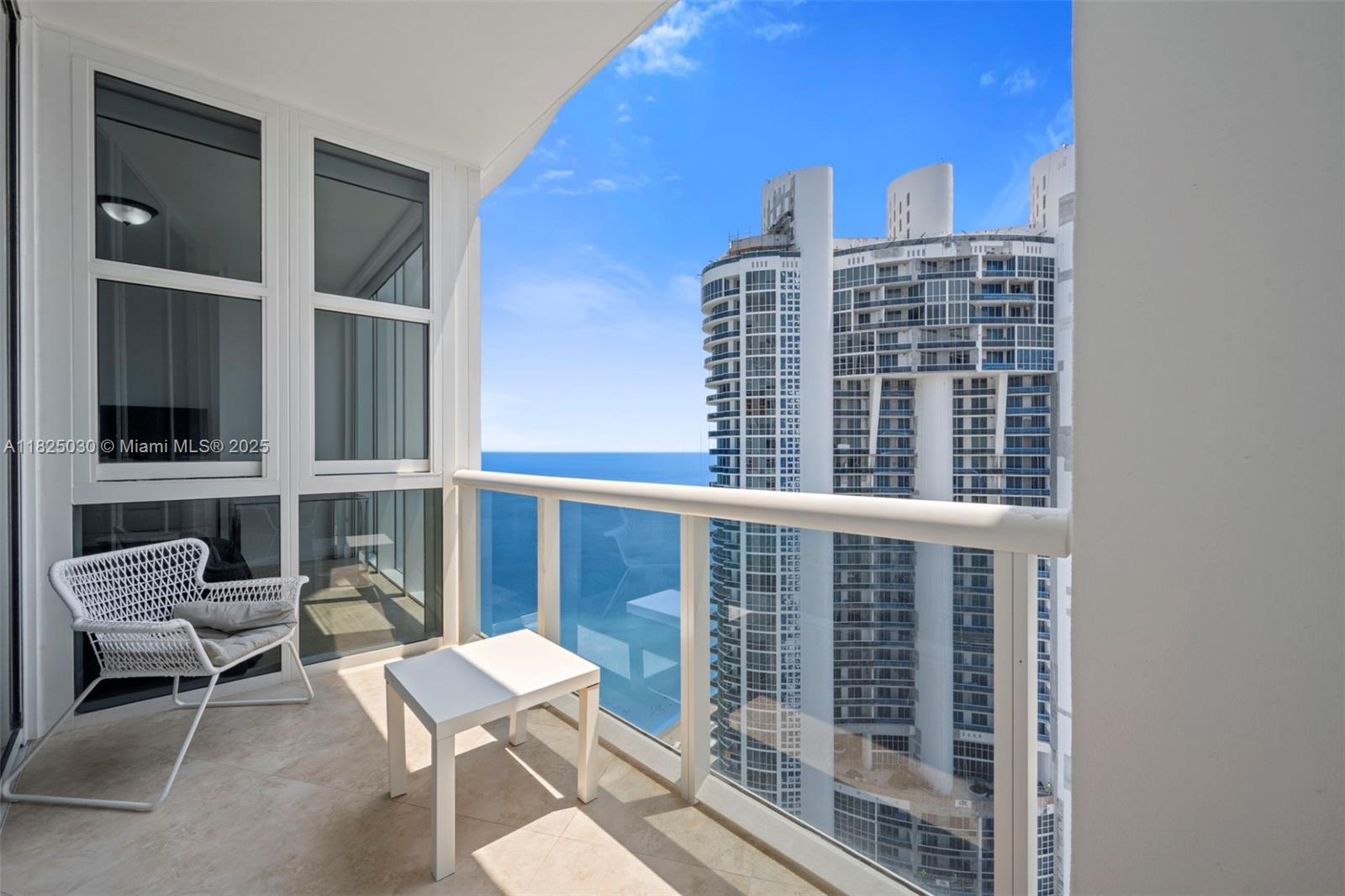 See details 4705 2 / 2 1577 sq. ft. $ 2025-06-18 0 Photo