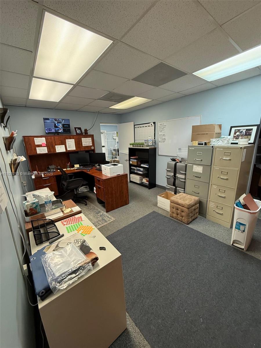 See details 916 / sq. ft. $ 2025-06-19 0 Photo