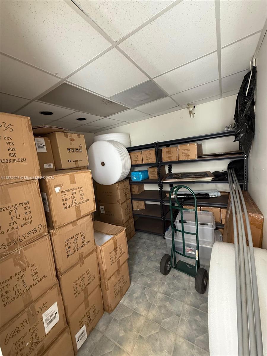 See details 916 / sq. ft. $ 2025-06-19 0 Photo
