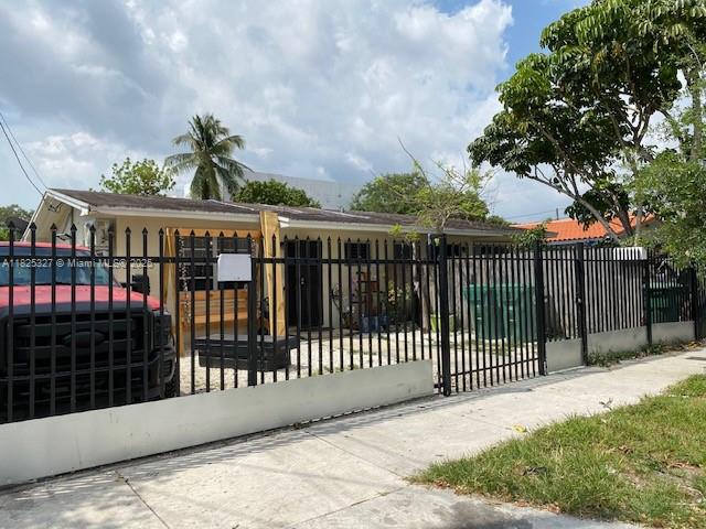 See details / 2210 sq. ft. $ 2025-08-11 0 Photo
