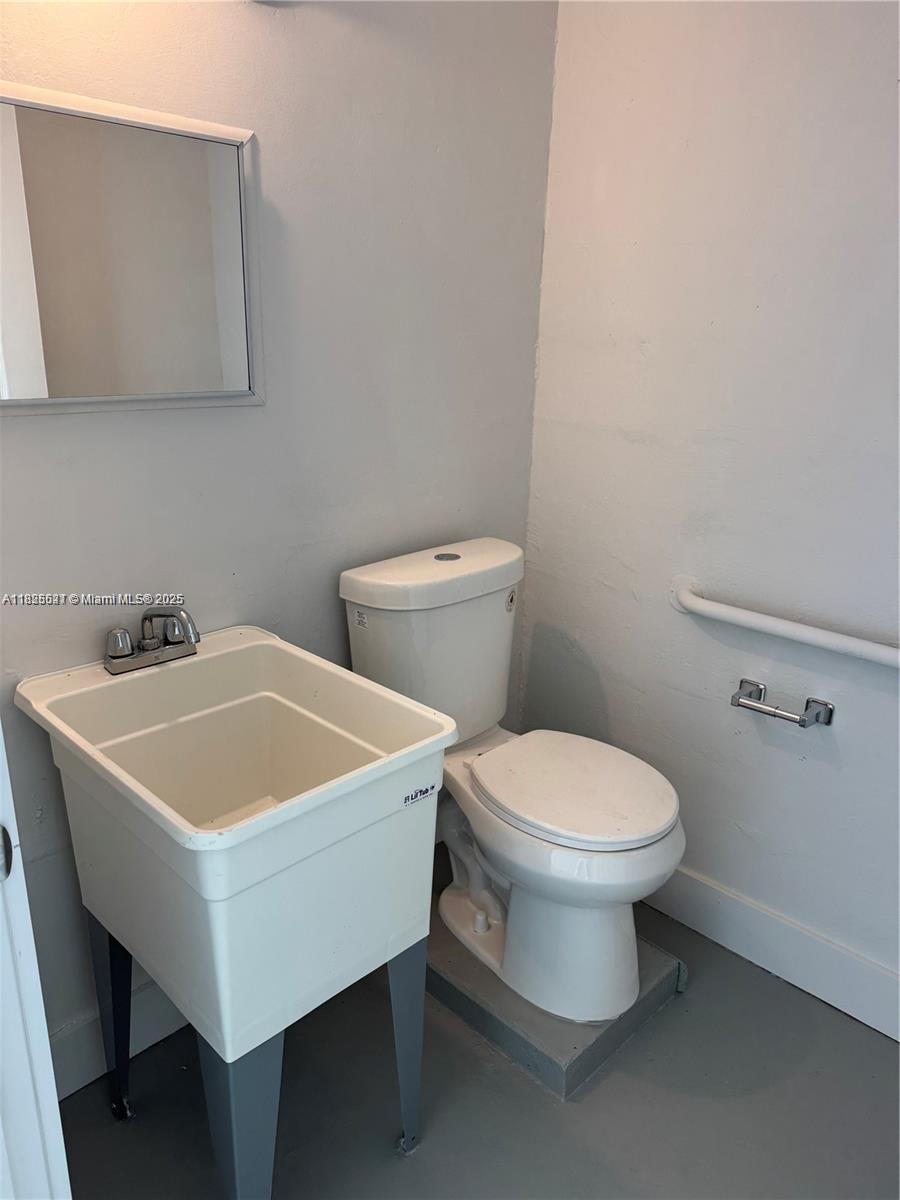 See details / sq. ft. $ 2025-09-17 0 Photo