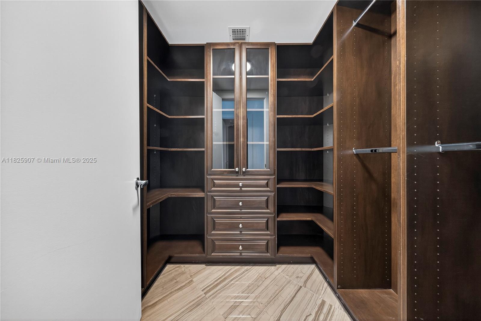 Photo of 2711 OCEAN DR  #3102, Hollywood, Florida, 33019 - MASTER BEDROOM CLOSET