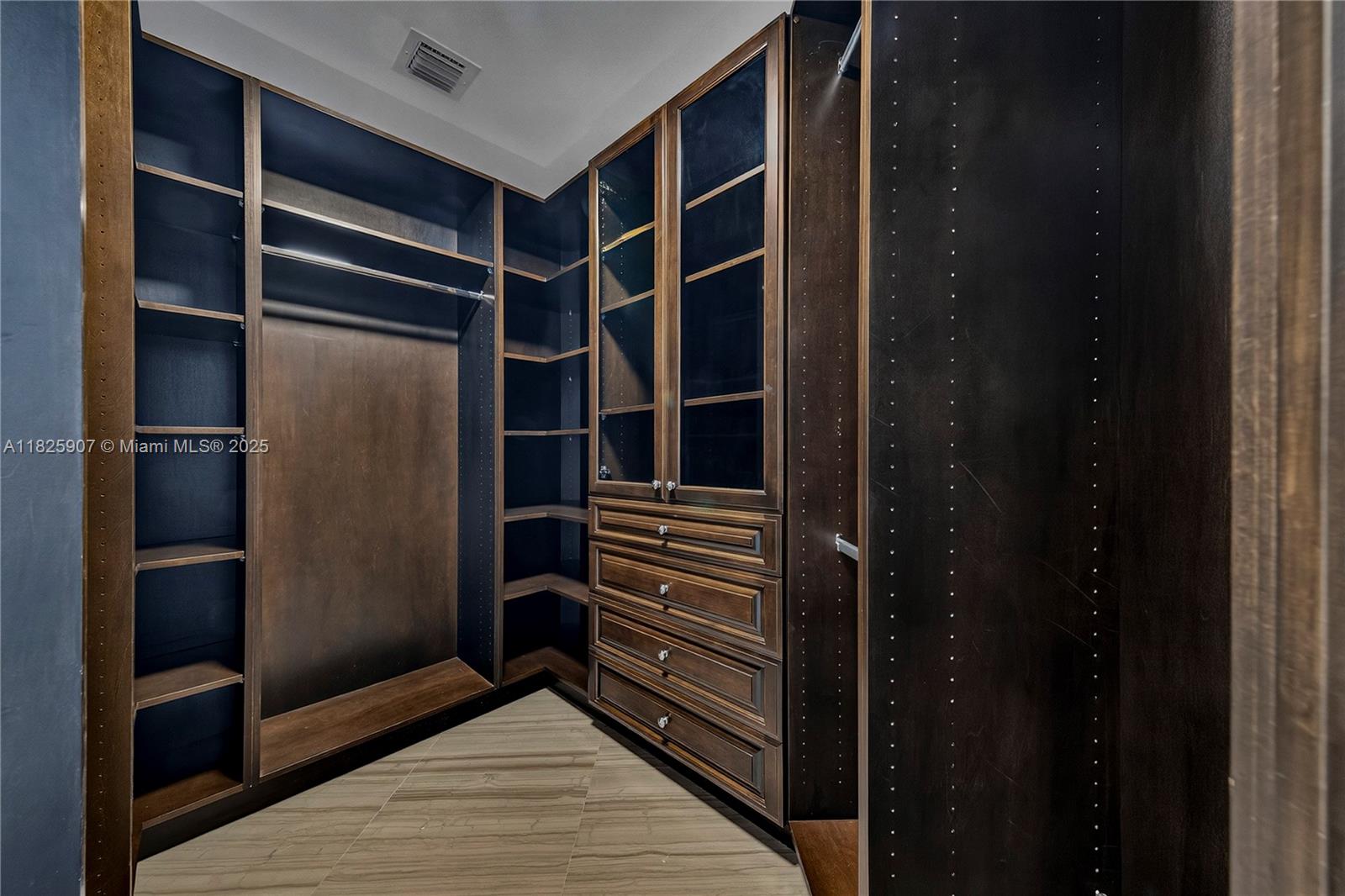 Photo of 2711 OCEAN DR  #3102, Hollywood, Florida, 33019 - MASTER BEDROOM CLOSET