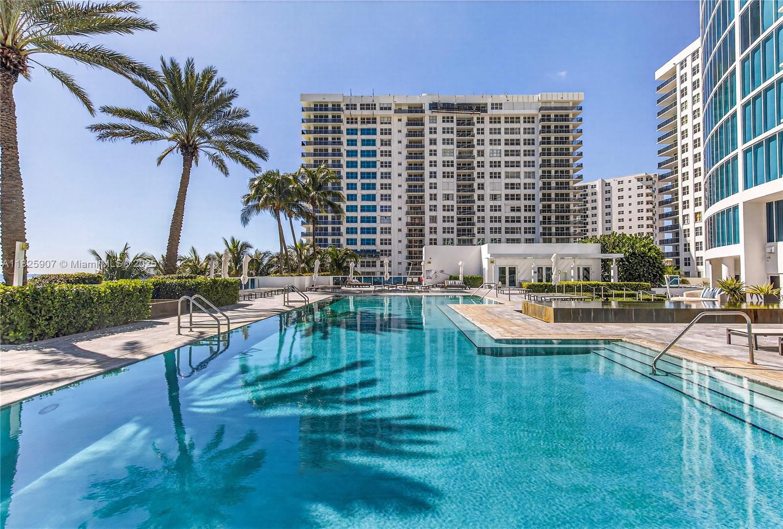 Photo of 2711 OCEAN DR  #3102, Hollywood, Florida, 33019 - 