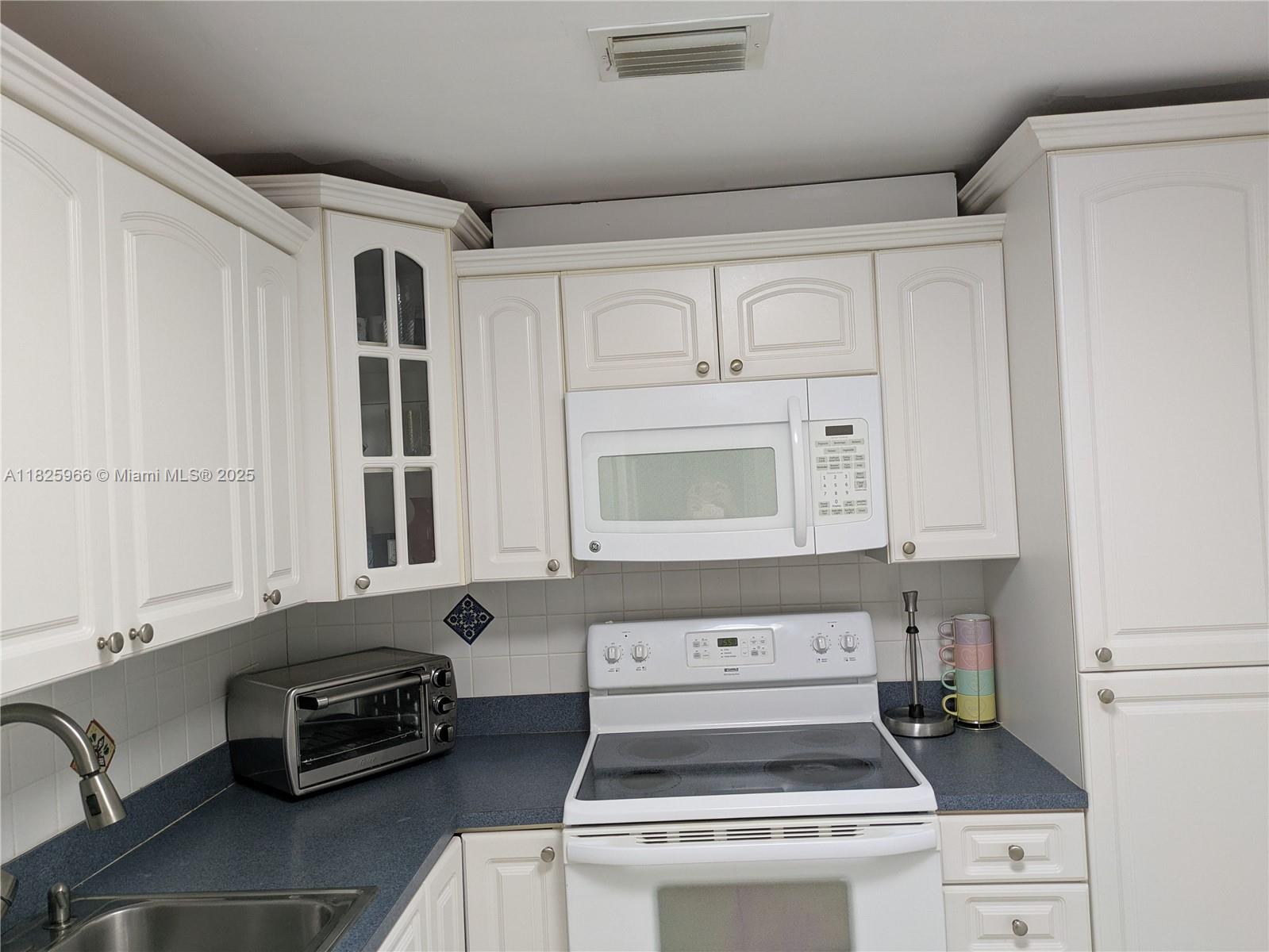 20M 1 / 2 870 sq. ft. $ 2025-06-29 0 Photo