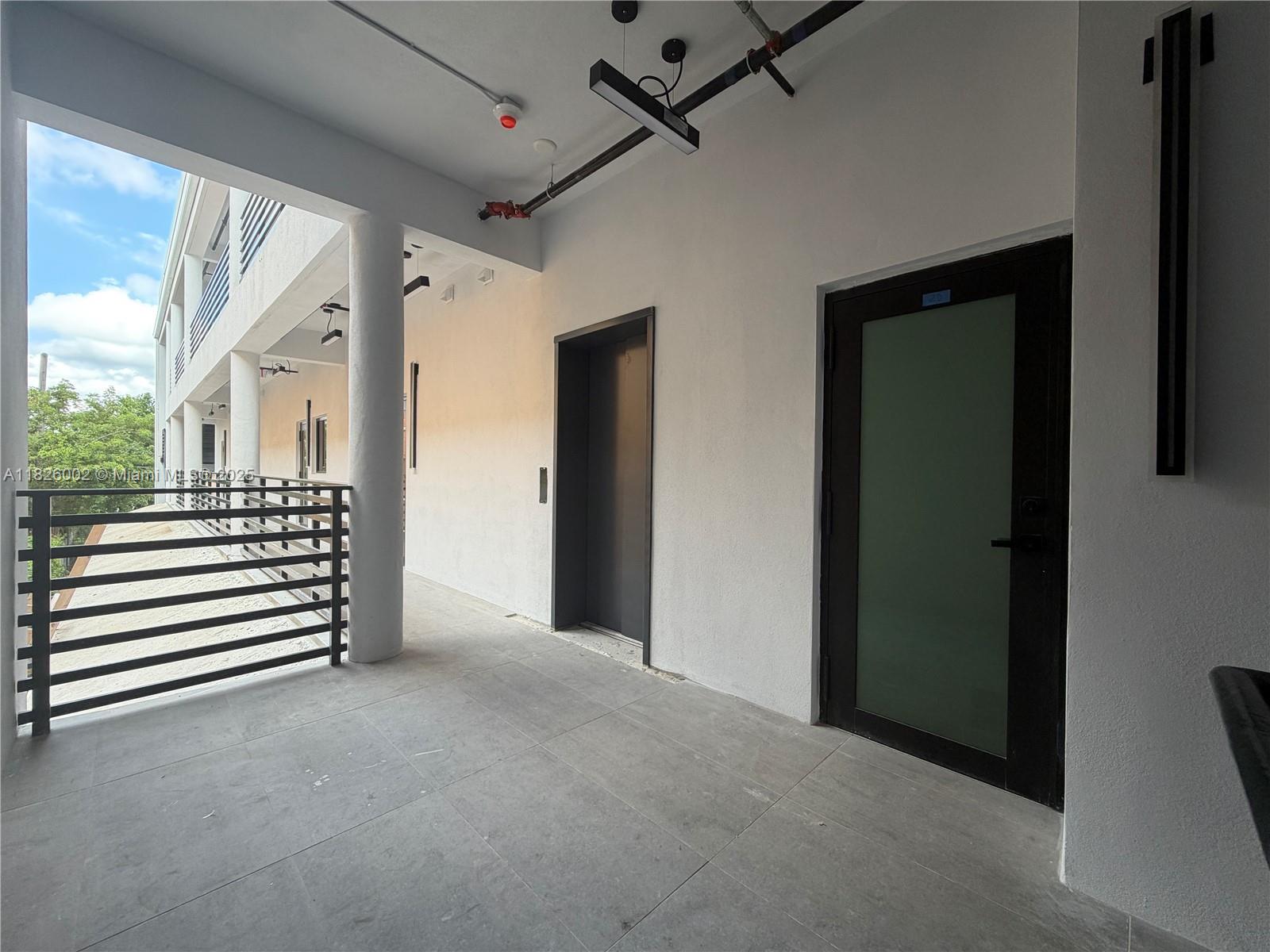   /   sq. ft. $ 2025-11-13 0 Photo