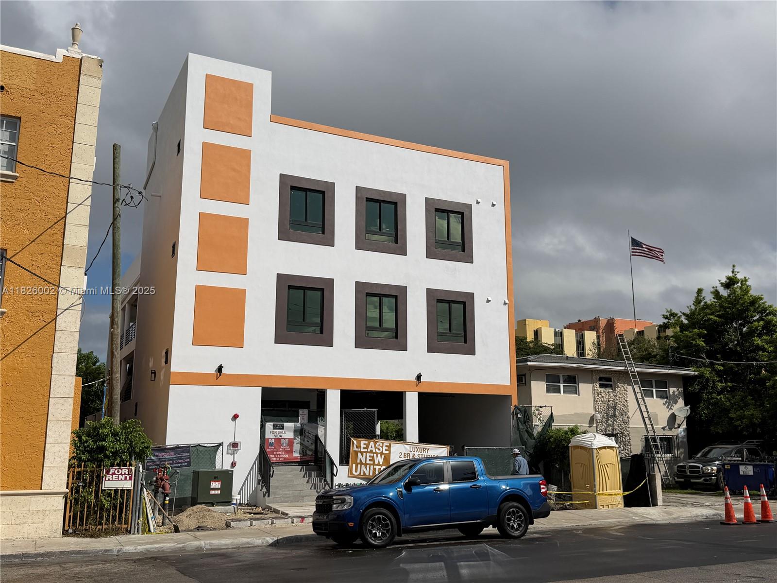   /   sq. ft. $ 2025-11-13 0 Photo