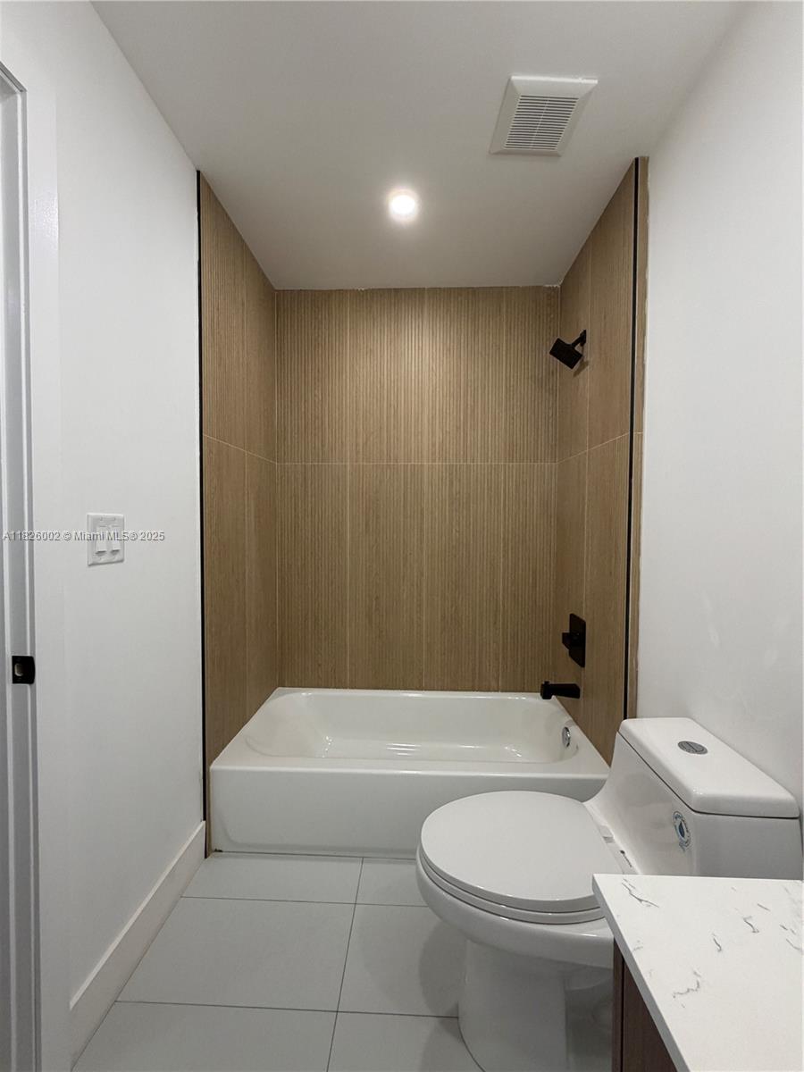   /   sq. ft. $ 2025-11-13 0 Photo