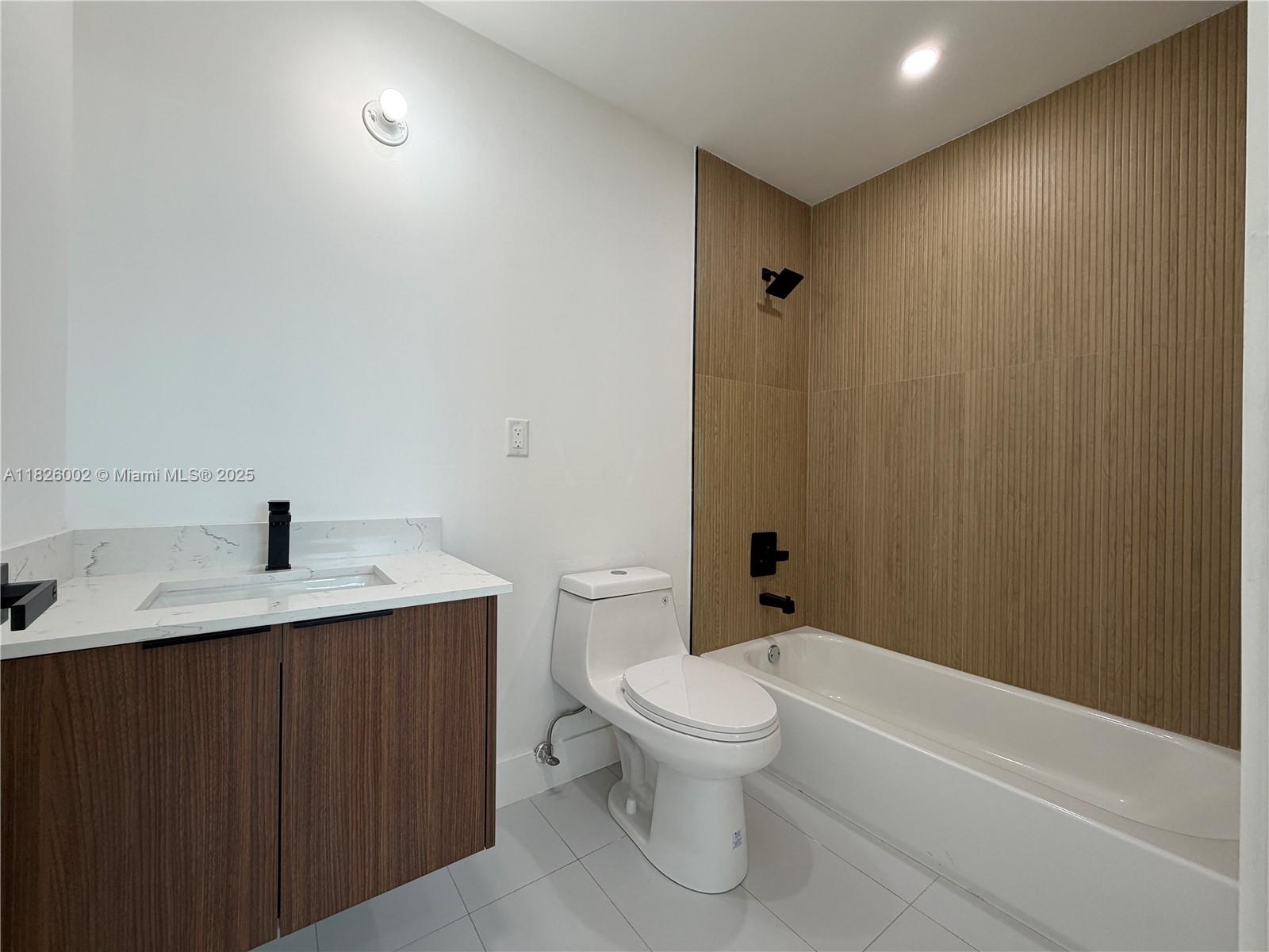   /   sq. ft. $ 2025-11-13 0 Photo