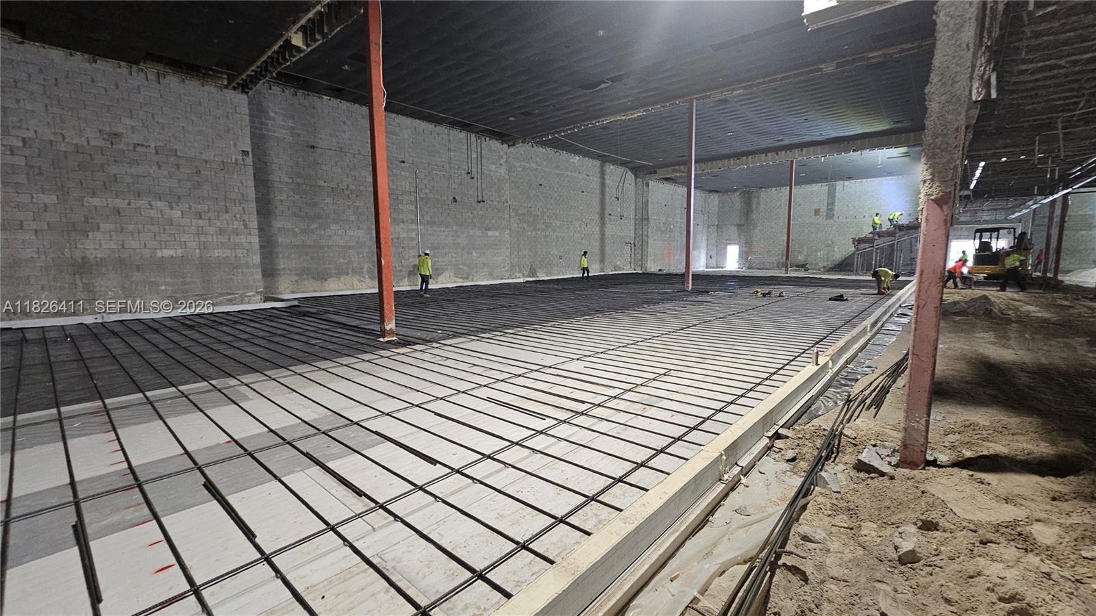   /   sq. ft. $ 2025-06-20 0 foto