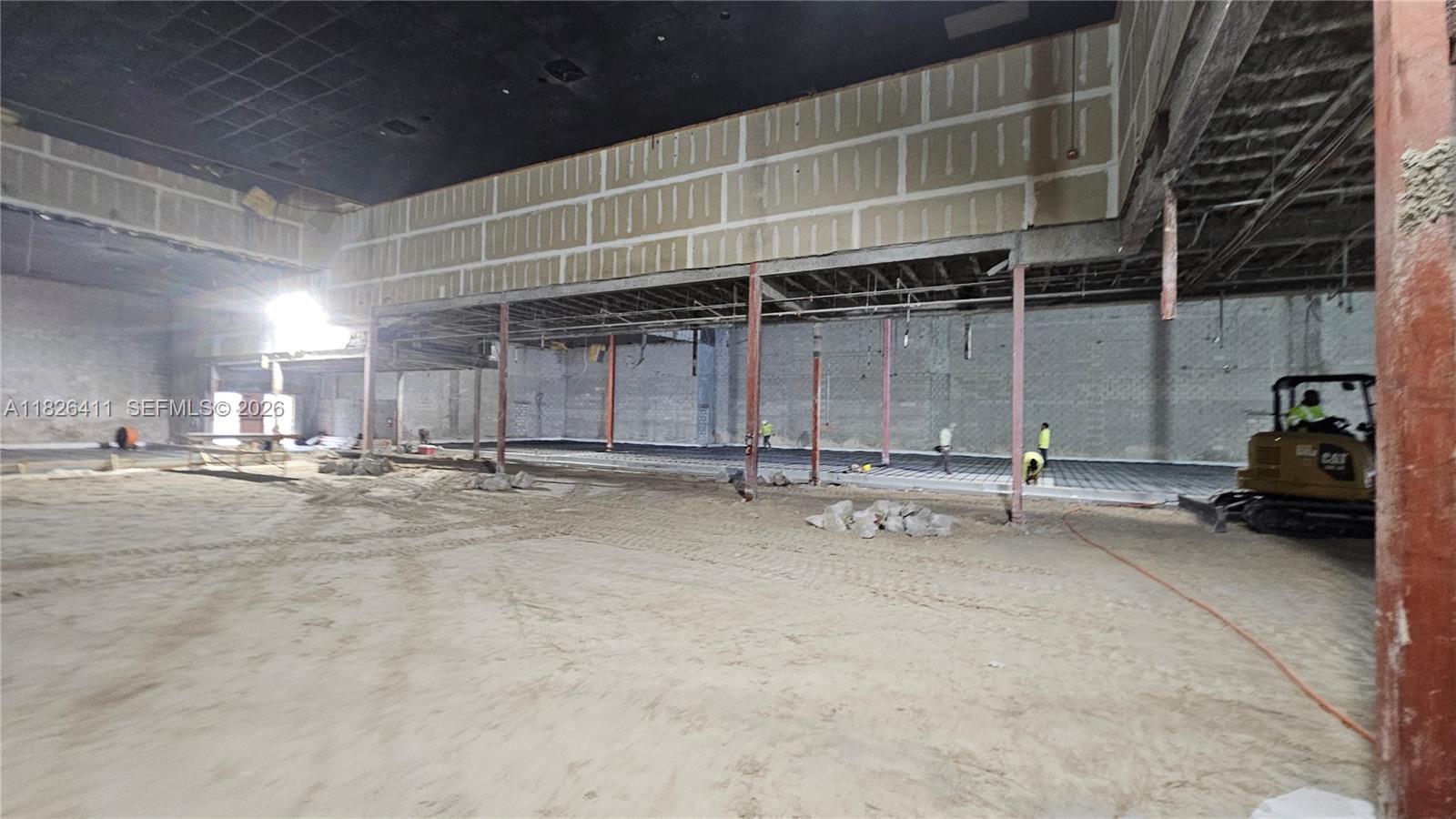   /   sq. ft. $ 2025-06-20 0 foto