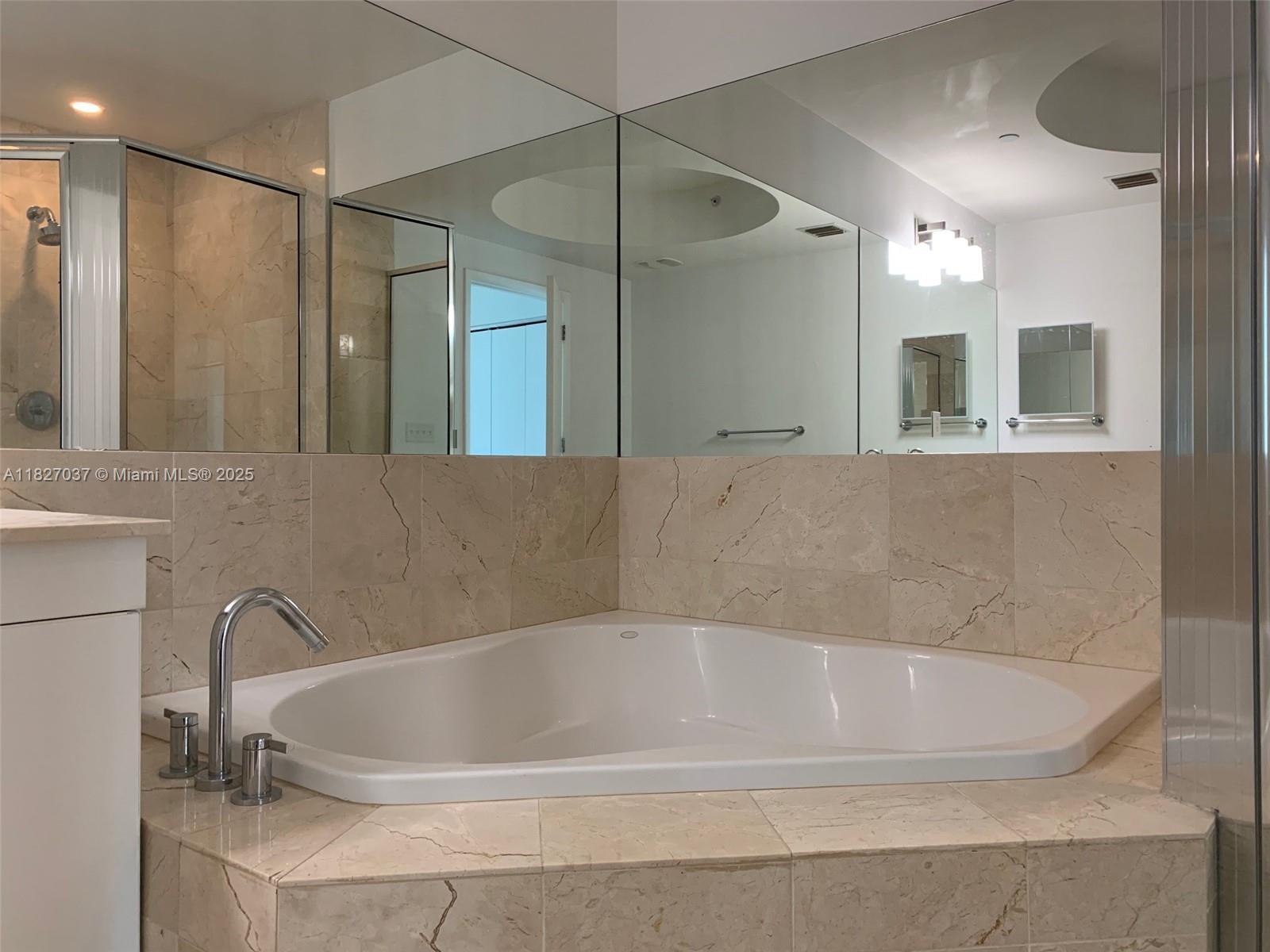 Photo of 3131 188th St #2-909, Aventura, Florida, 33180 -
