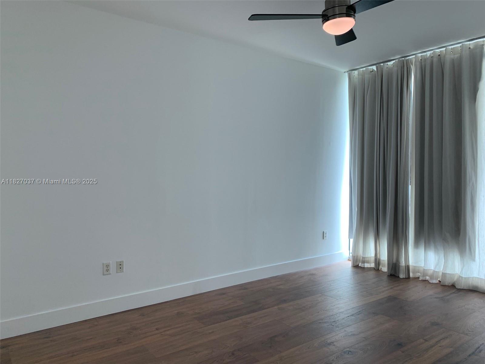 Photo of 3131 188th St  #2-909, Aventura, Florida, 33180 - 