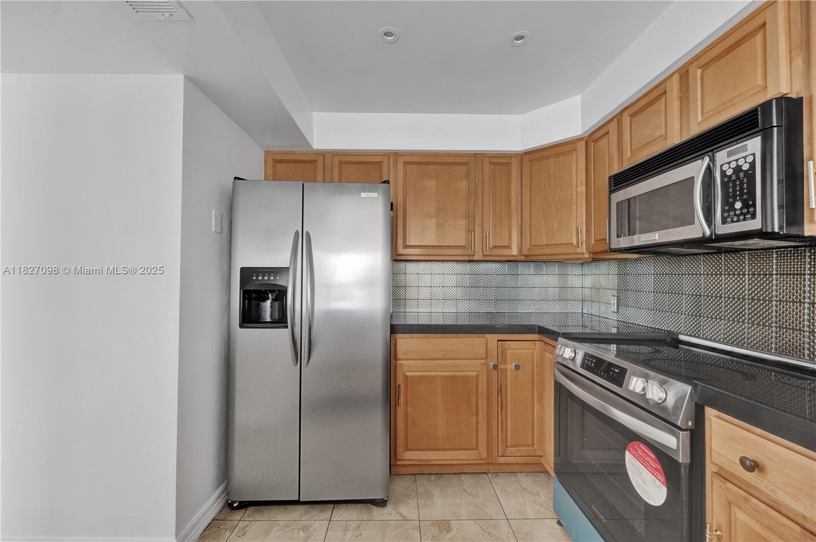 Photo of 20335 Country Club Dr  #2210, Aventura, Florida, 33180 - 