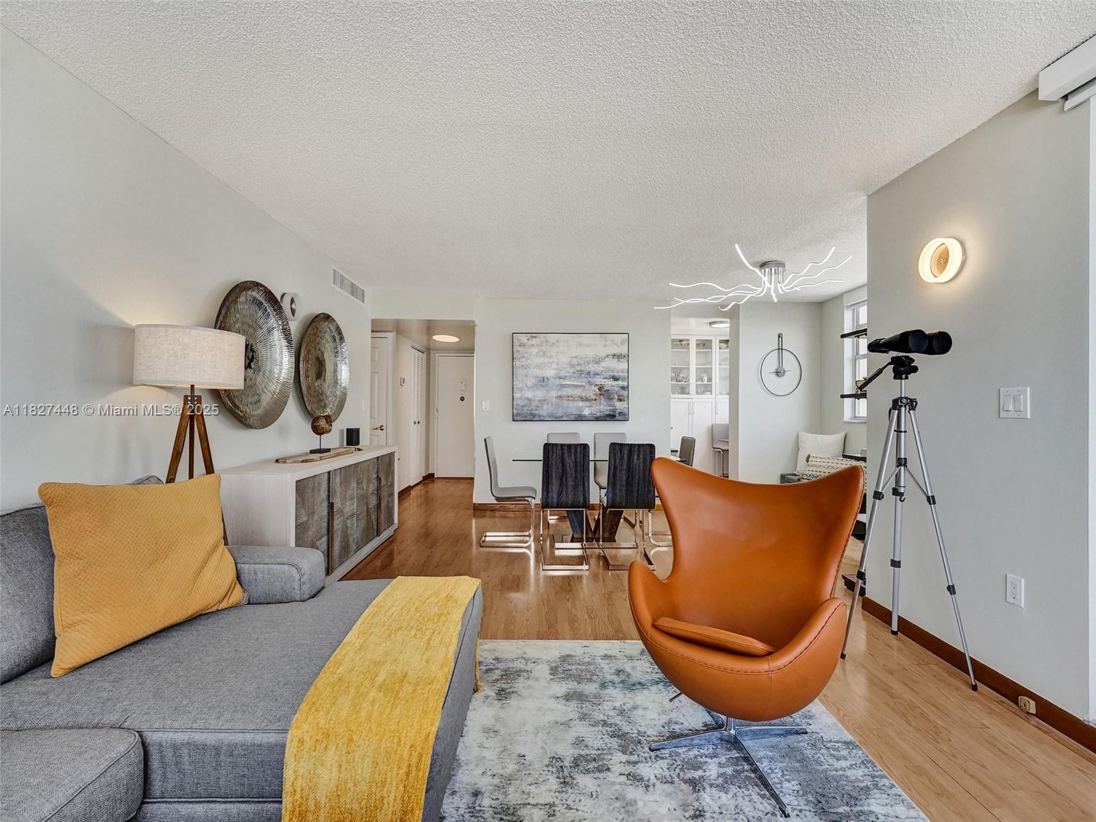 Photo of 1833 Ocean Dr  #1702, Hallandale Beach, Florida, 33009 - 