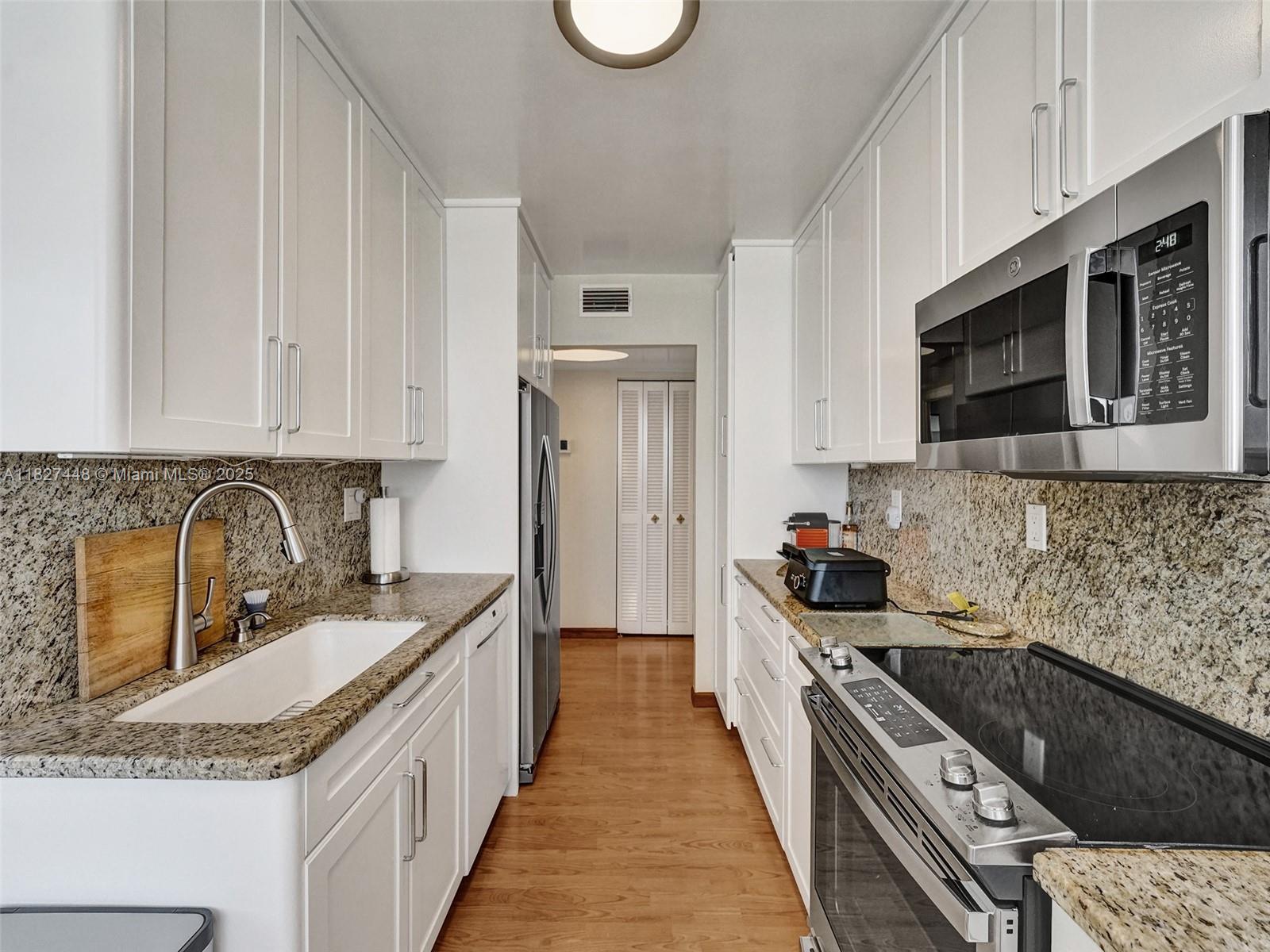 Photo of 1833 Ocean Dr  #1702, Hallandale Beach, Florida, 33009 - High-end Range!