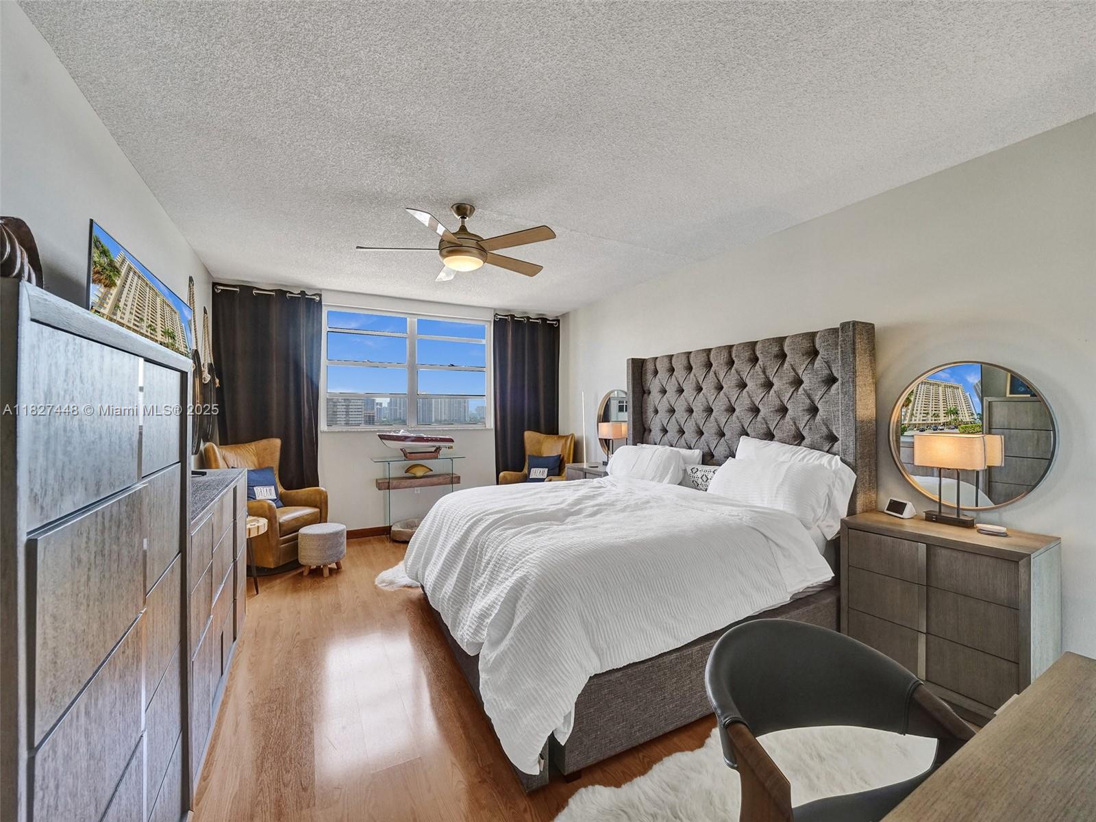Photo of 1833 Ocean Dr  #1702, Hallandale Beach, Florida, 33009 - 