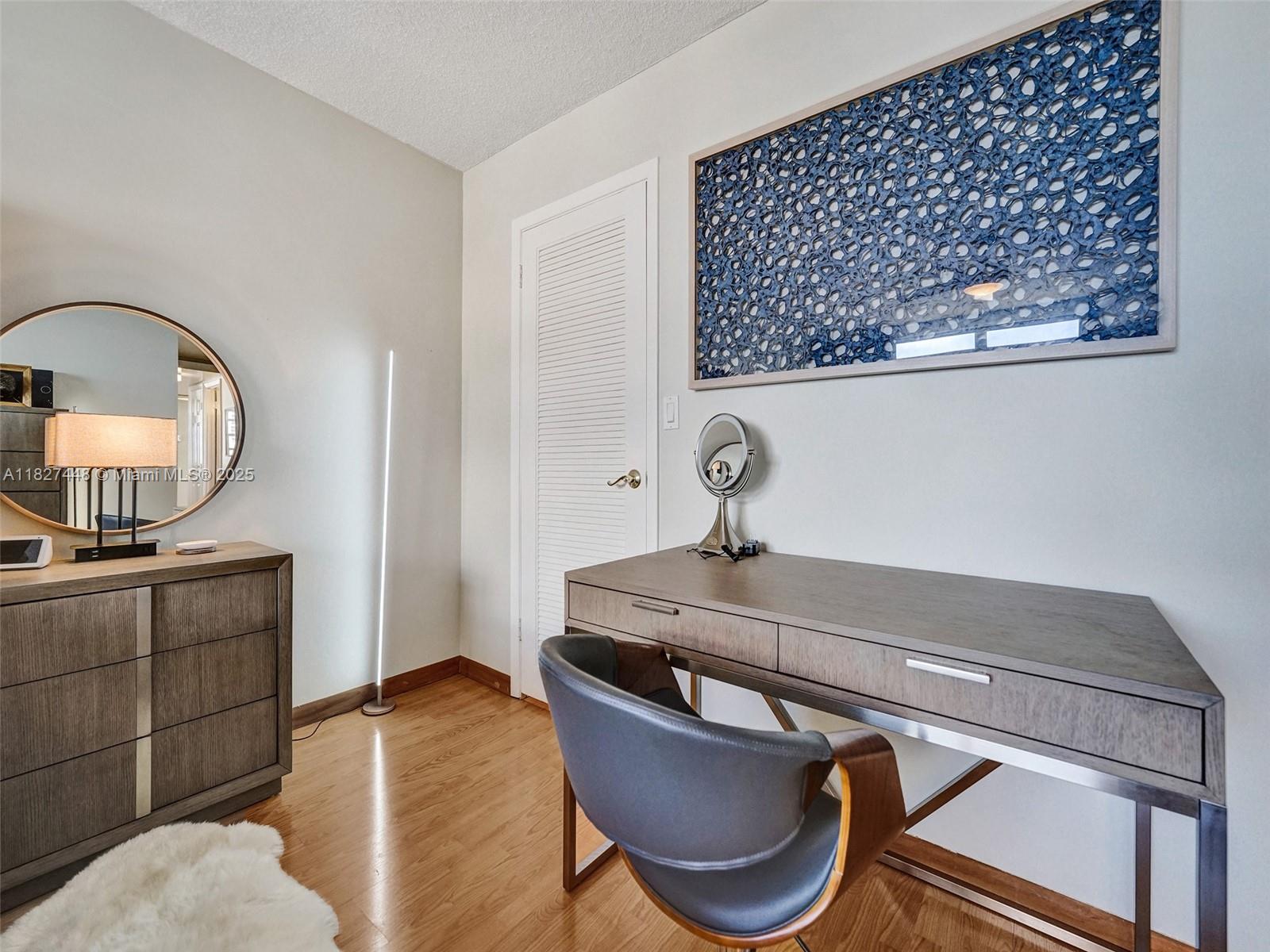 Photo of 1833 Ocean Dr  #1702, Hallandale Beach, Florida, 33009 - 