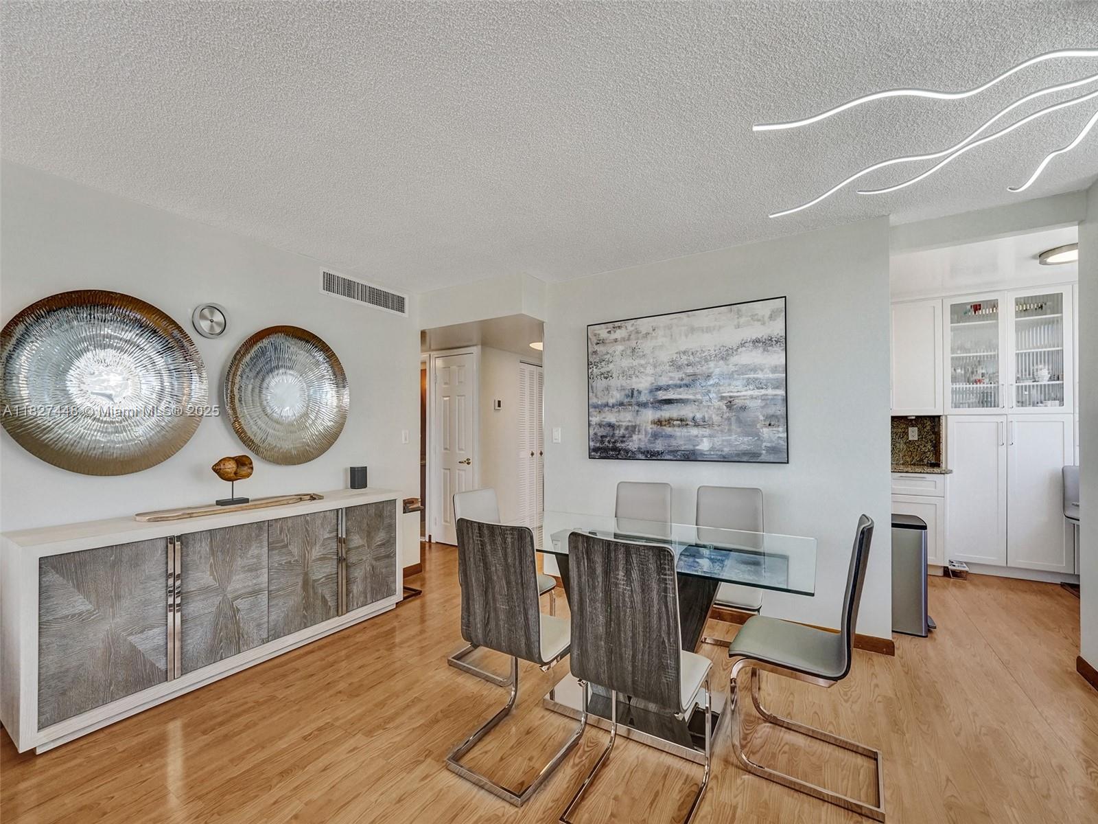 Photo of 1833 Ocean Dr #1702, Hallandale Beach, Florida, 33009 -