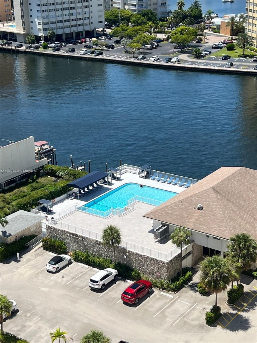 Photo of 1833 Ocean Dr  #1702, Hallandale Beach, Florida, 33009 - 