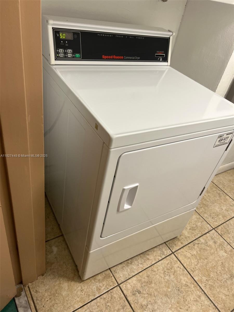 Photo of 1833 Ocean Dr  #1702, Hallandale Beach, Florida, 33009 - 