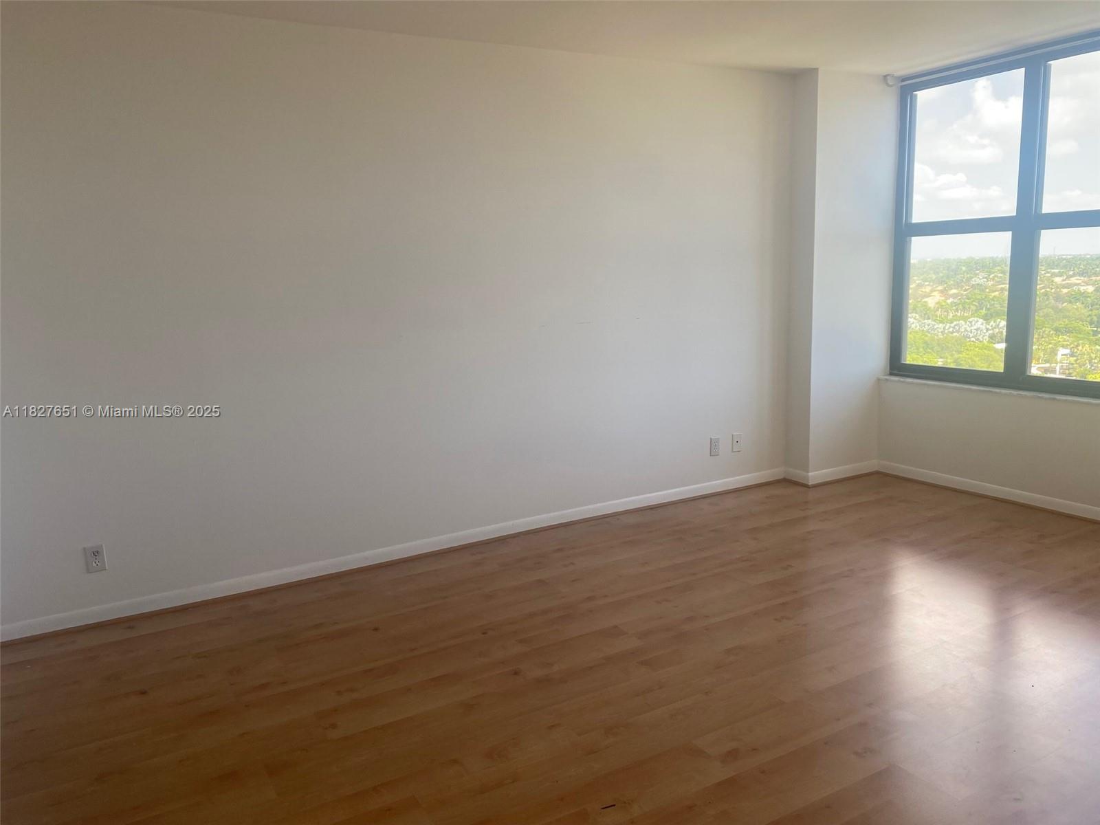 Photo of 2500 Parkview Dr  #1210, Hallandale Beach, Florida, 33009 - 