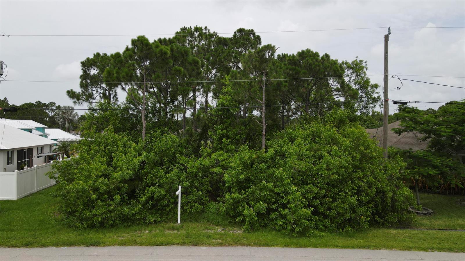See details / 0 sq. ft. $ 2025-12-10 0 Photo