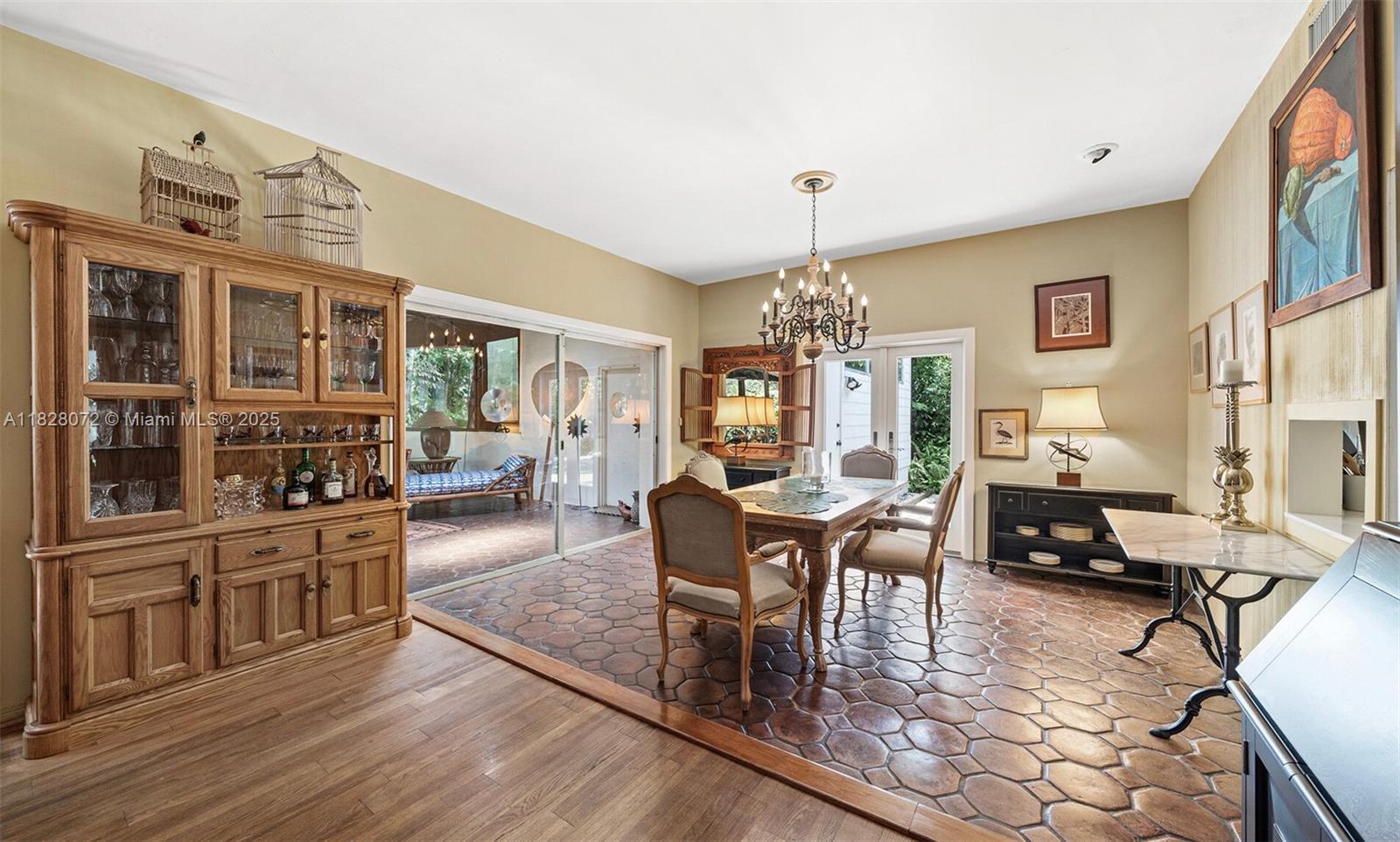 See details / sq. ft. $ 2025-06-24 0 Photo