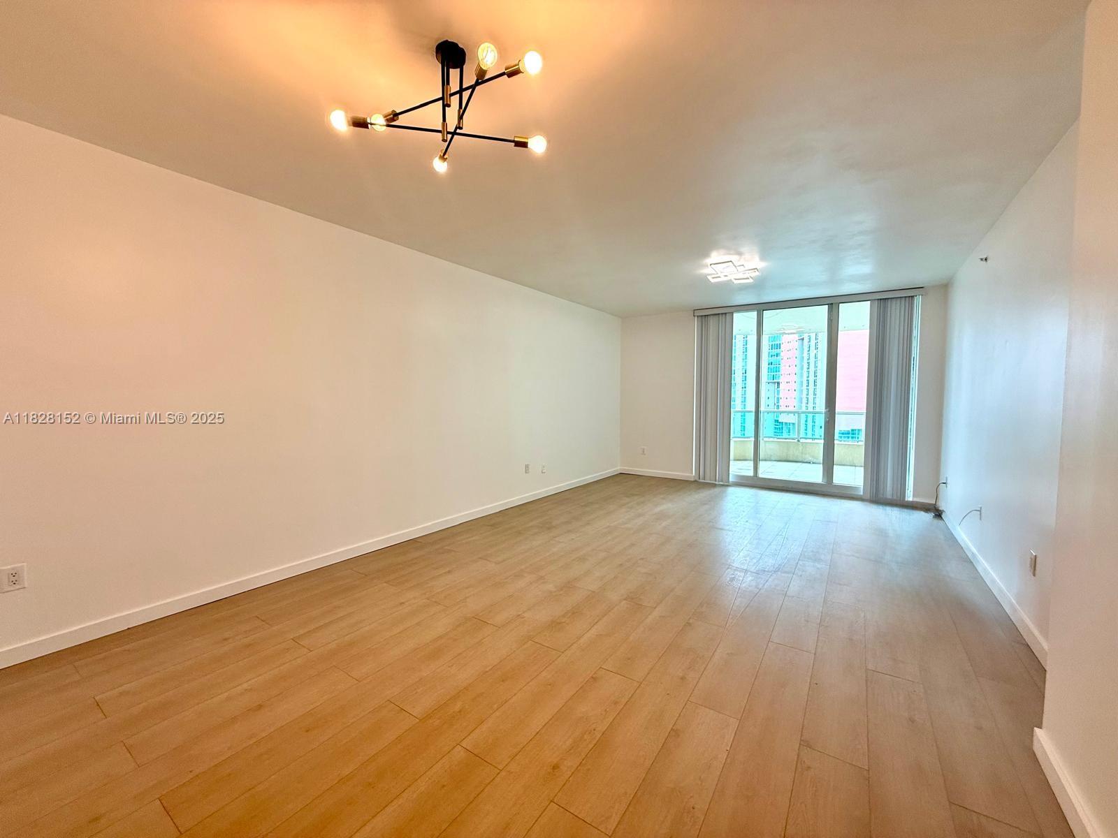 Photo of 3340 190th St  #1007, Aventura, Florida, 33180 - 