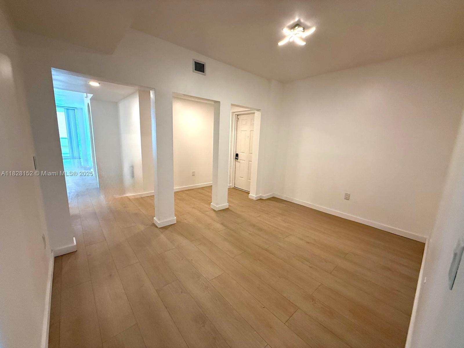 Photo of 3340 190th St  #1007, Aventura, Florida, 33180 - 