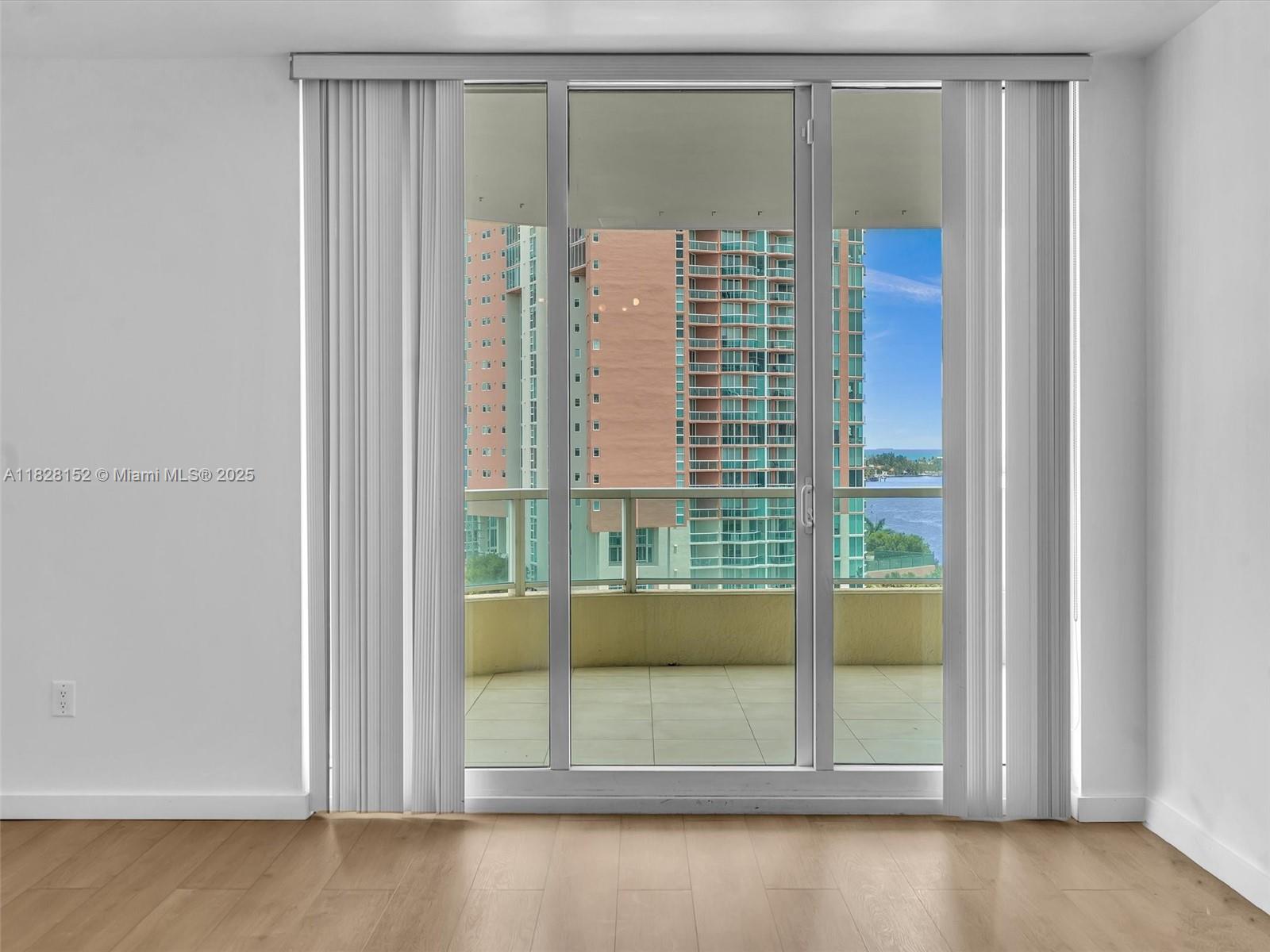 Photo of 3340 190th St  #1007, Aventura, Florida, 33180 - 