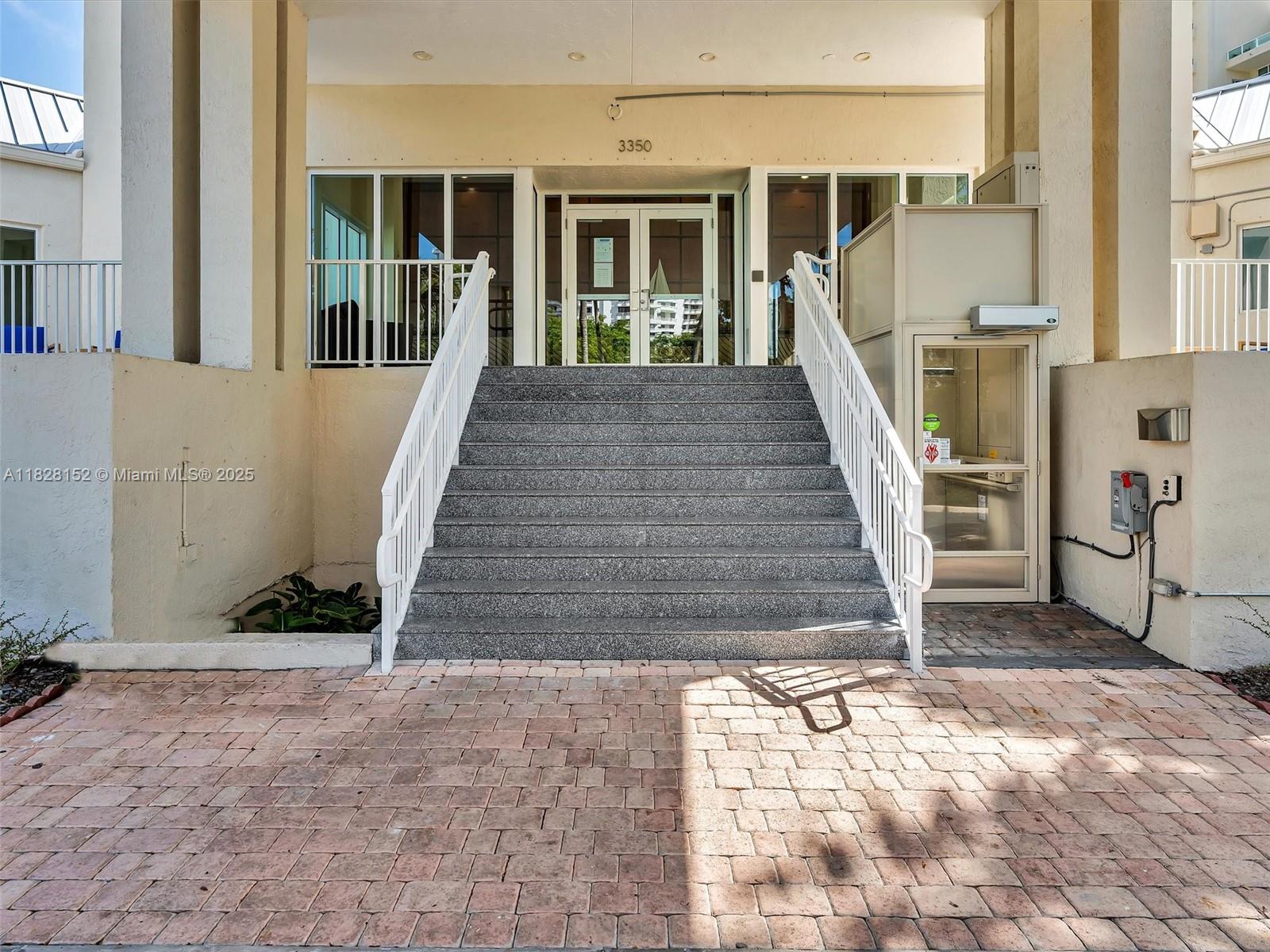 Photo of 3340 190th St  #1007, Aventura, Florida, 33180 - 